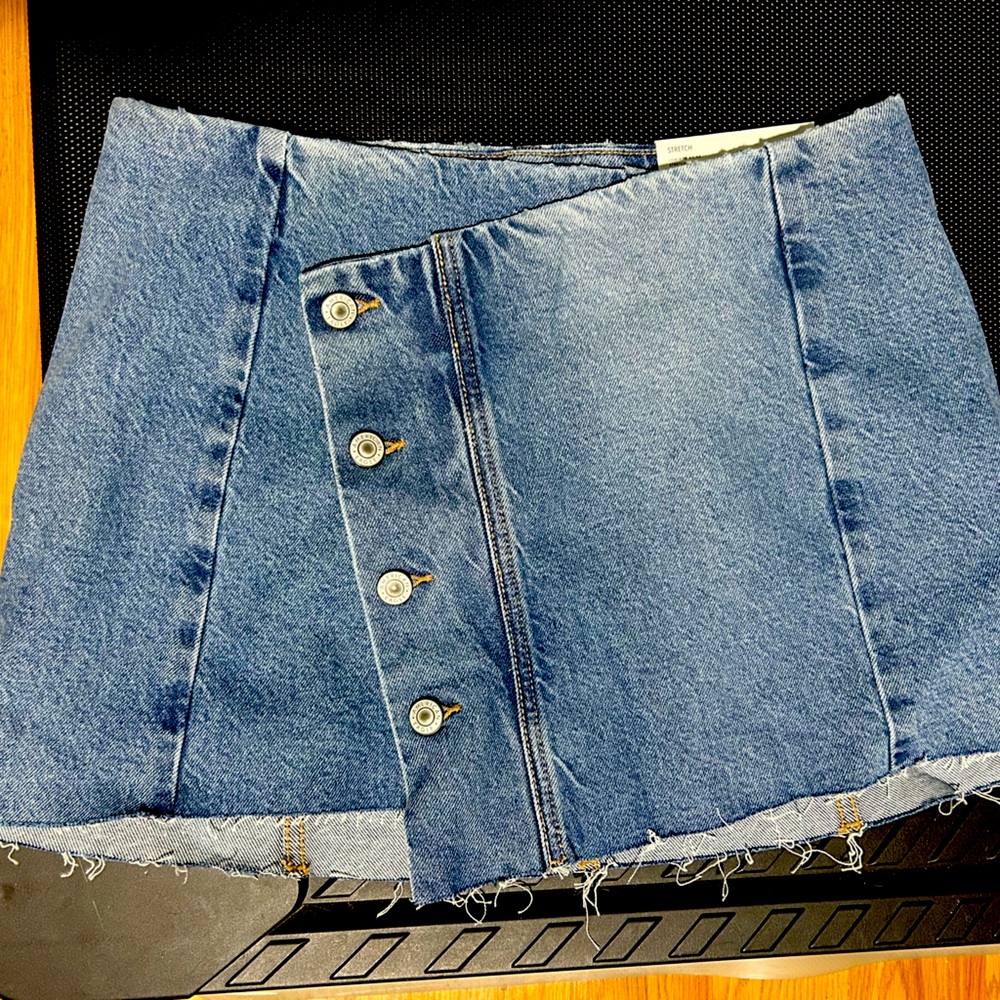 American Eagle A-line low rise skirt